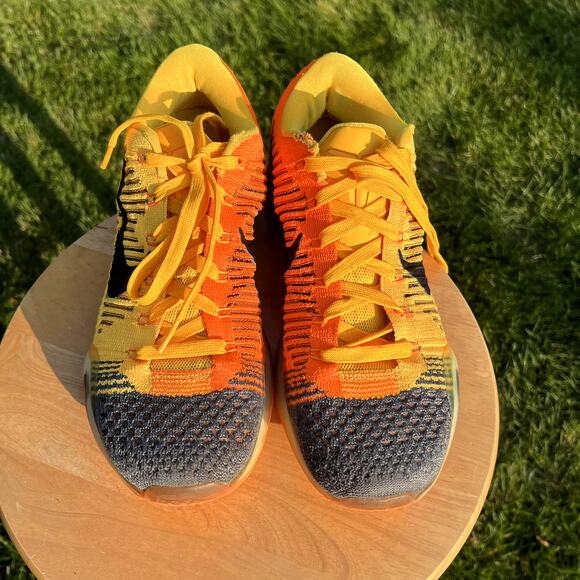 Nike Kobe 10 Elite Rivalry 2015 Men\'s Shoes - Size 9.5 - Ships Now main image 4